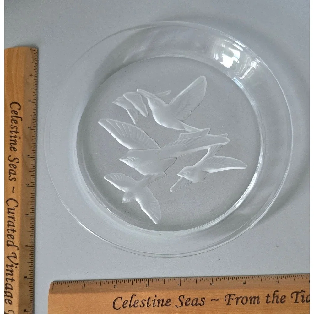 Sasaki Japan Wings Crystal 7 Inch Plate Intaglio Frosted Bird Design Clear Glass